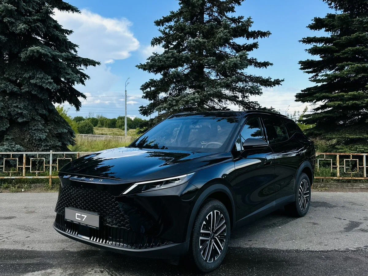 OMODA C7 1.6-150л.с Передний привод 2026 Драйв Черный